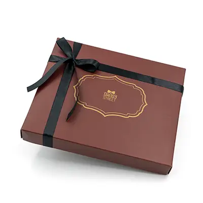 Elegant Christmas gift - Red Christmas box elegant and refined by Dandy Street